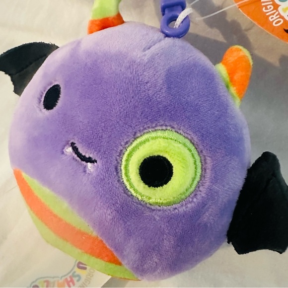 Squishmallows Other - NWT Squishmallow Blaze the Bat Halloween Clip 3.5”‎ Plush Whimsigoth Kawaii Cute